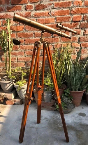 Antico telescopio nautico - , da