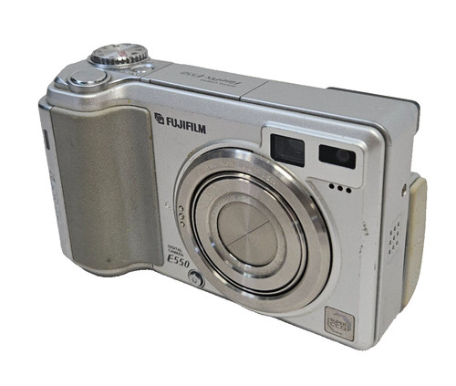 Fujifilm finepix e550 - fujifilm,