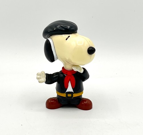 Snoopy donalds happy meal - -,