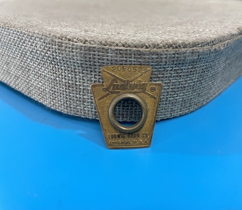 Distintivo chiave volta - chiave, di