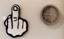 Quadro/tappeto fanc**o, dito medio. Arredamento divertente. Antigraffio. Fuck 