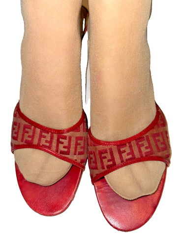 Fendi red monogram zucca - red,