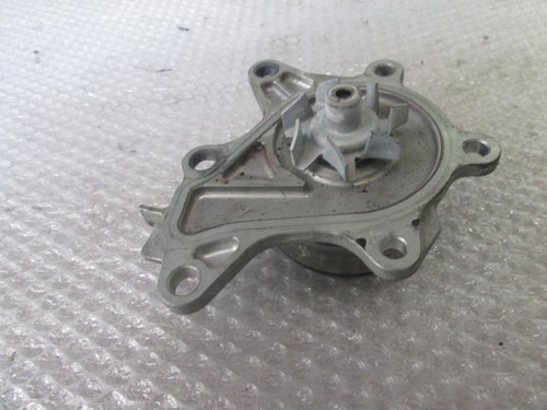 Supporto pompa acqua toyota - acqua,