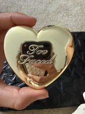 Too Faced Born This Way
