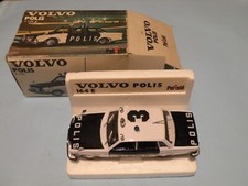 POLISTIL VOLVO 164 POLIZIA SVEDESE (SCALA 1:25) NUOVO/NEW BOX