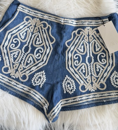 Zara pantaloncino blu ricamato - pantaloncino,