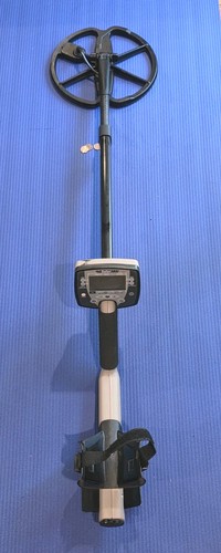 Minelab safari metal detector - safari,