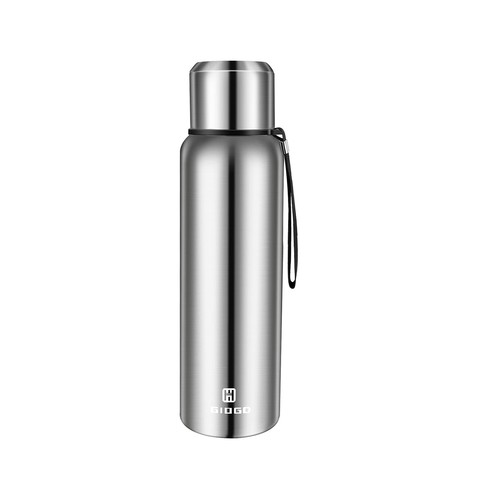 Insulated vacuum thermo bottle - insulated,