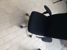 sedia da compiuter.bellissima.parecchie posizioni