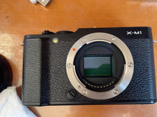 Fujifilm X-M1 APS-C 16,3 MPX X