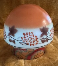 Coprilampada in porcellana