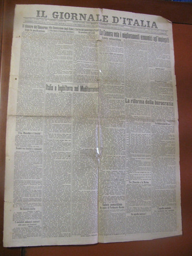 Giornale italia 5 agosto - giornale,