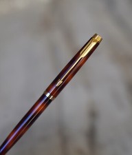 TRES BEAU STYLO BILLE PARKER