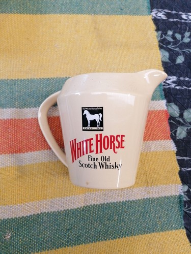 Scotch whisky white - scotch, horse