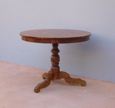 Tavolo tondo fisso intarsiato, gambo centrale, epoca '900 - L 100 cm!