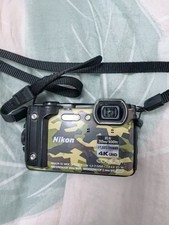 Nikon fotocamera digitale COOLPIX W300 mimetica impermeabile 30 m shock testata spazzatura