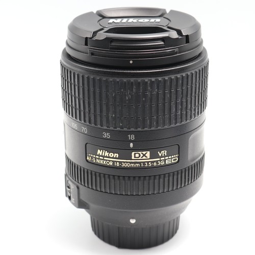 Nikon nikkor 18 - af-s, 18-300mm