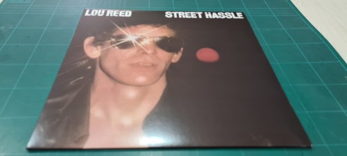 Lou reed street hassle - reed,