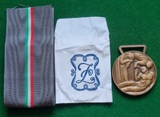 MEDAGLIA DI GRATITUDINE NAZIONALE ALLE MADRI DEI CADUTI IN GUERRA - TIPO "ZECCA"