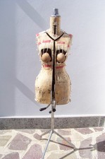 Manichino sartoriale antico vintage regolabile carpesta,legno e metallo anni '50