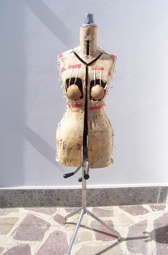 Manichino sartoriale antico