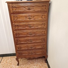 Settimanale E Coppia Di Comodini