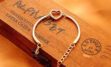 Bracciale donna dorato cuore strass cristallo sintetico / Golden heart bracelet