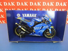 Die cast 1/12 Modellino Moto Yamaha YZR-M1 Gouloises Fortuna 2004 V.Rossi NewRay