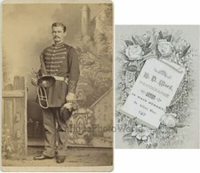 Soldier IN Uniforme Con