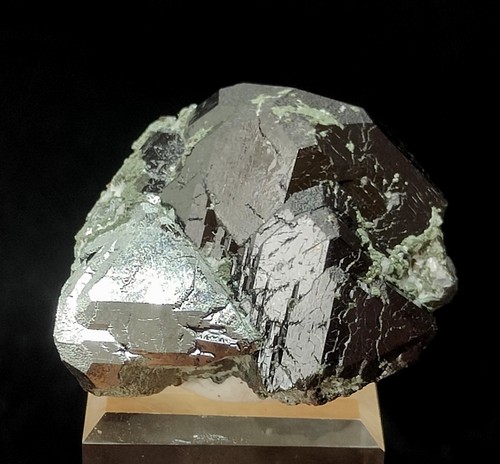 Magnetite super luminosa - luminosa, 45