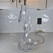 Herb Ritts ?  Lucite Helix