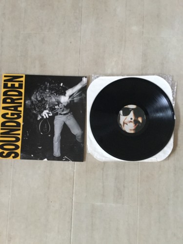 Soundgarden louder than - soundgarden,