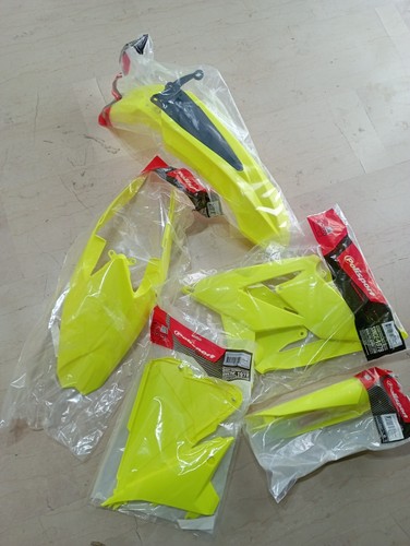 Kit plastiche beta - plastiche, 350