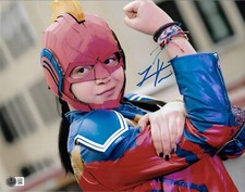 Iman Vellani Autographed 11x14 Photo Ms Marvel Signed Beckett BAS Witnessed