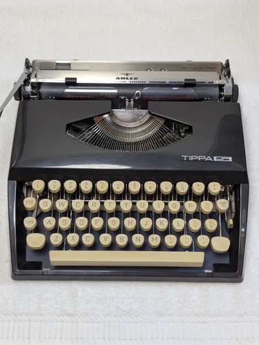 Macchina scrivere manuale - da,