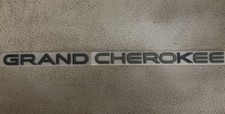 Emblema Scritta Grand Cherokee