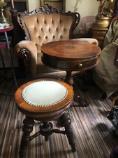 Sgabello pianoforte stile