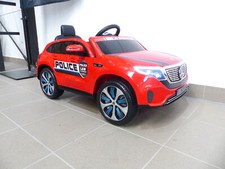 Auto elettrica per bambini Mercedes EQC polizia 2 motori MP3 USB telecomando rosso