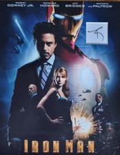 ROBERT DOWNEY JR Signed 14x11