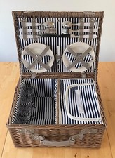 Cesto da picnic. 4 persone