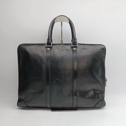 Louis vuitton - louis,