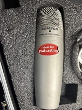Samson C01U Pro Microfono a condensatore USB da studio + supporto microfono desktop | Argento