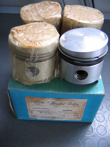 Pistoni completi lancia - 4,