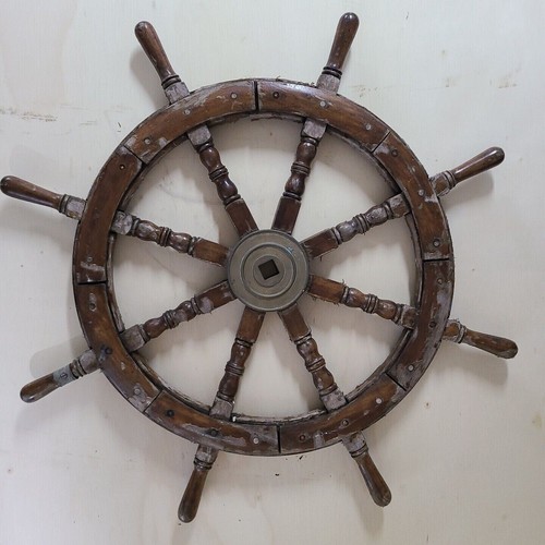 Volante vecchio legno - vecchio,