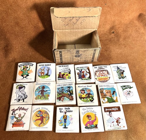 Vintage 1960s treasure chest - 1960s,