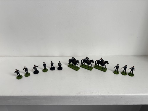 Subbuteo police squad horses - subbuteo,