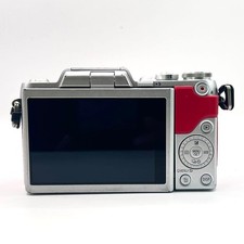 Panasonic LUMIX DMC-GF7