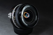 NIKON NIKKOR 20 f3.5 Ai -