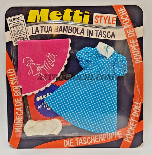 Sebino metti bambola in - metti,