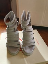 Sandali suede tipo schiava di